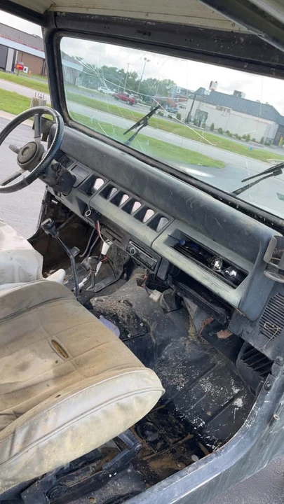 1992 Jeep YJ Wrangler - Image 3 of 5