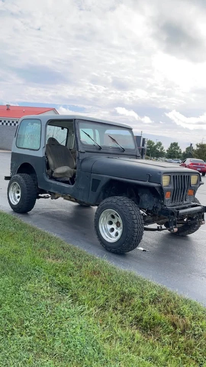 1992 Jeep YJ Wrangler - Image 2 of 5