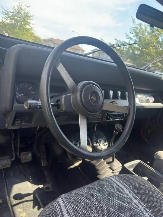 1992 Jeep YJ Wrangler - Image 9 of 13