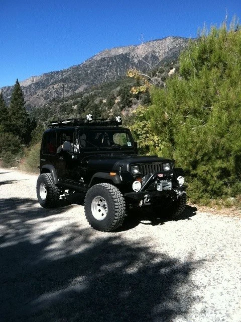 1992 Jeep YJ Wrangler - Image 2 of 2