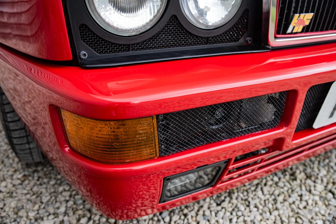 1992 Lancia Delta 1st Gen - Image 30 of 31