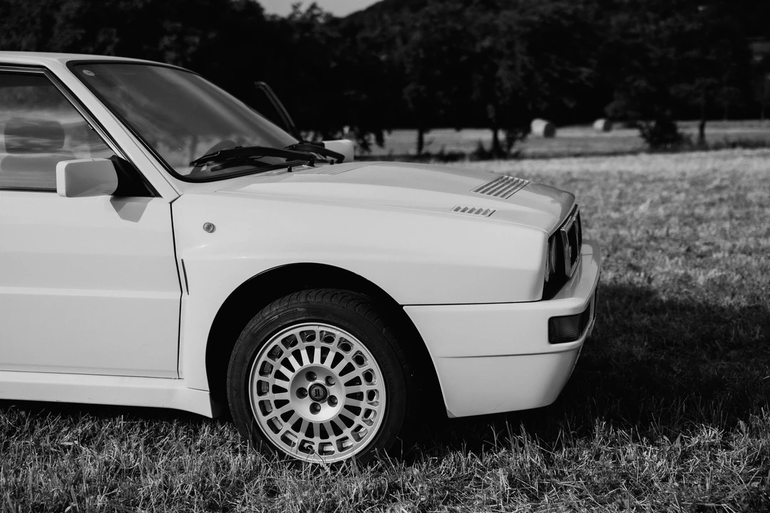 1992 Lancia Delta 1st Gen - Image 28 of 31