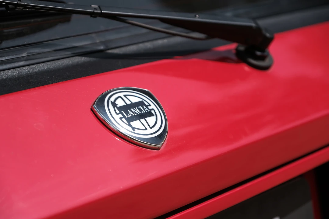 1992 Lancia Delta 1st Gen - Image 18 of 31