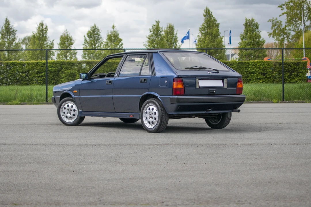 1992 Lancia Delta 1st Gen - Image 22 of 31