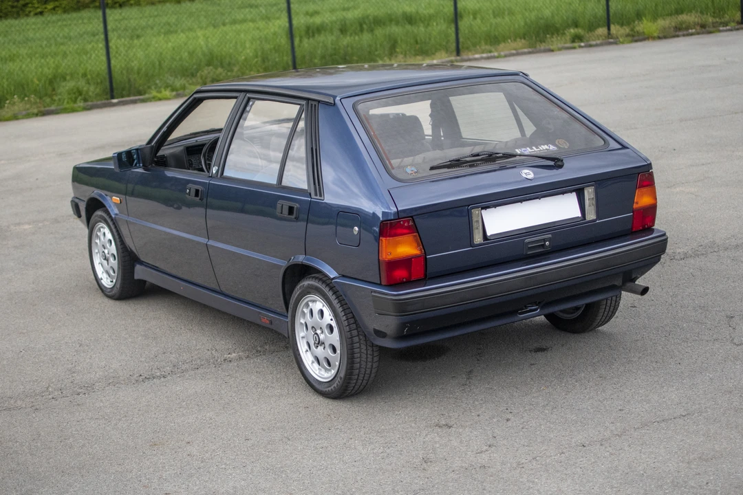 1992 Lancia Delta 1st Gen - Image 13 of 31