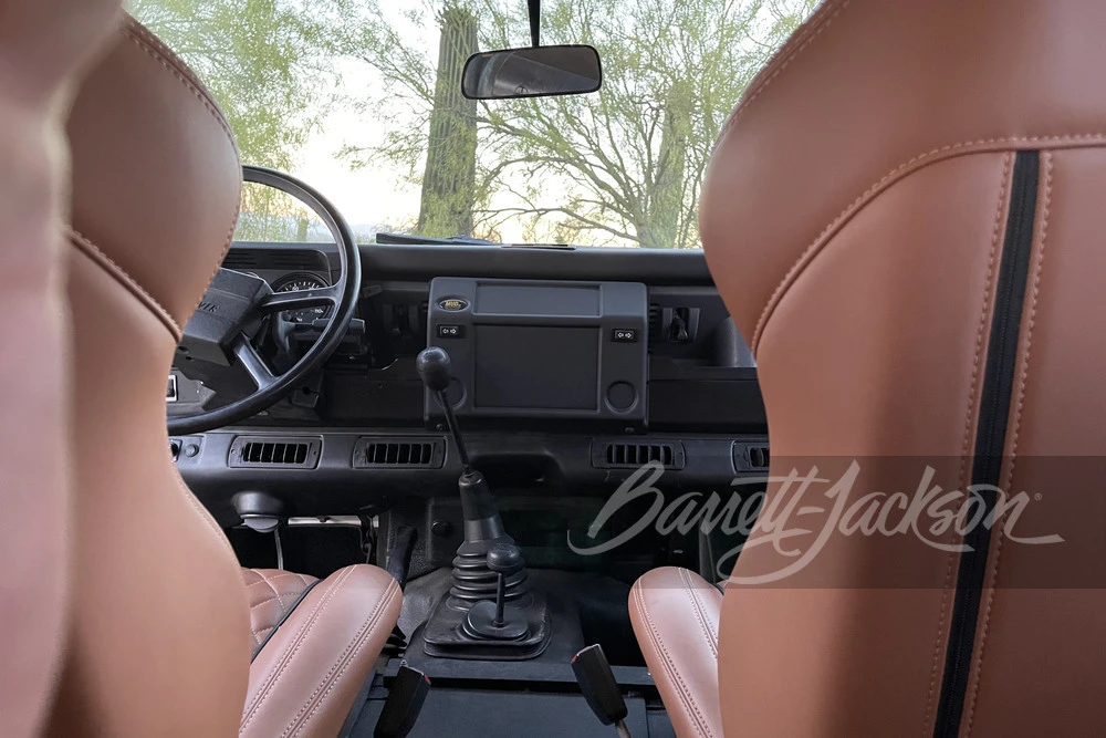1992 Land Rover Defender 110 - Image 7 of 27
