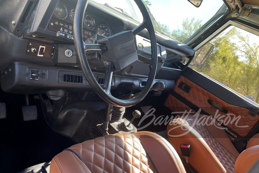 1992 Land Rover Defender 110 - Image 20 of 27