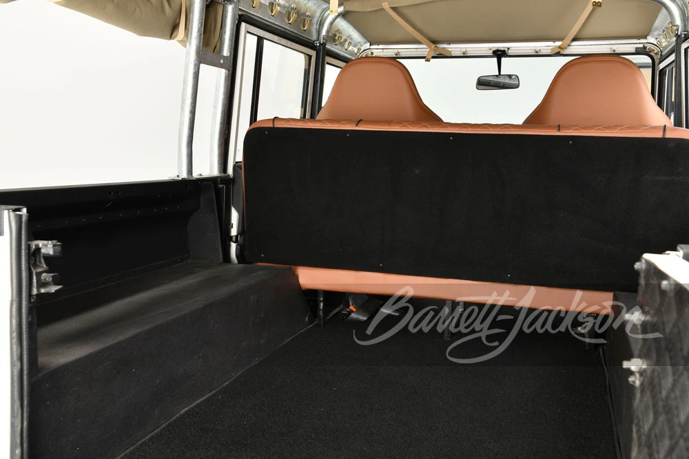 1992 Land Rover Defender 110 - Image 4 of 29