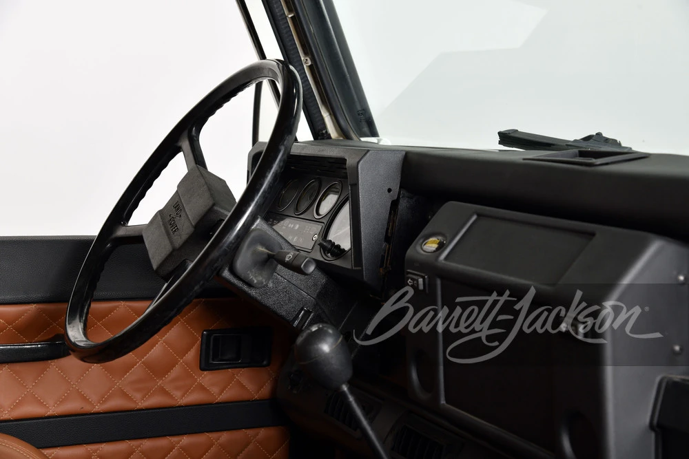 1992 Land Rover Defender 110 - Image 14 of 29
