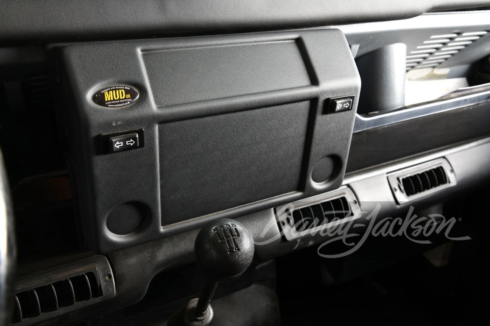 1992 Land Rover Defender 110 - Image 25 of 29