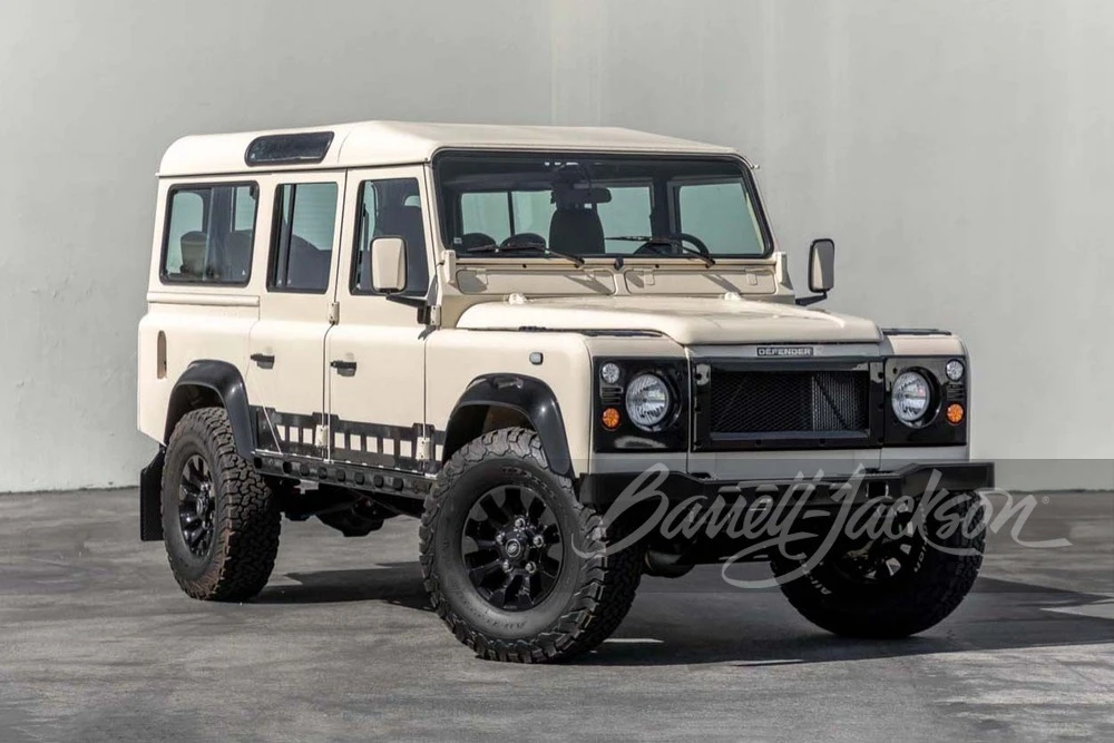 1992 Land Rover Defender 110 - Image 4 of 17