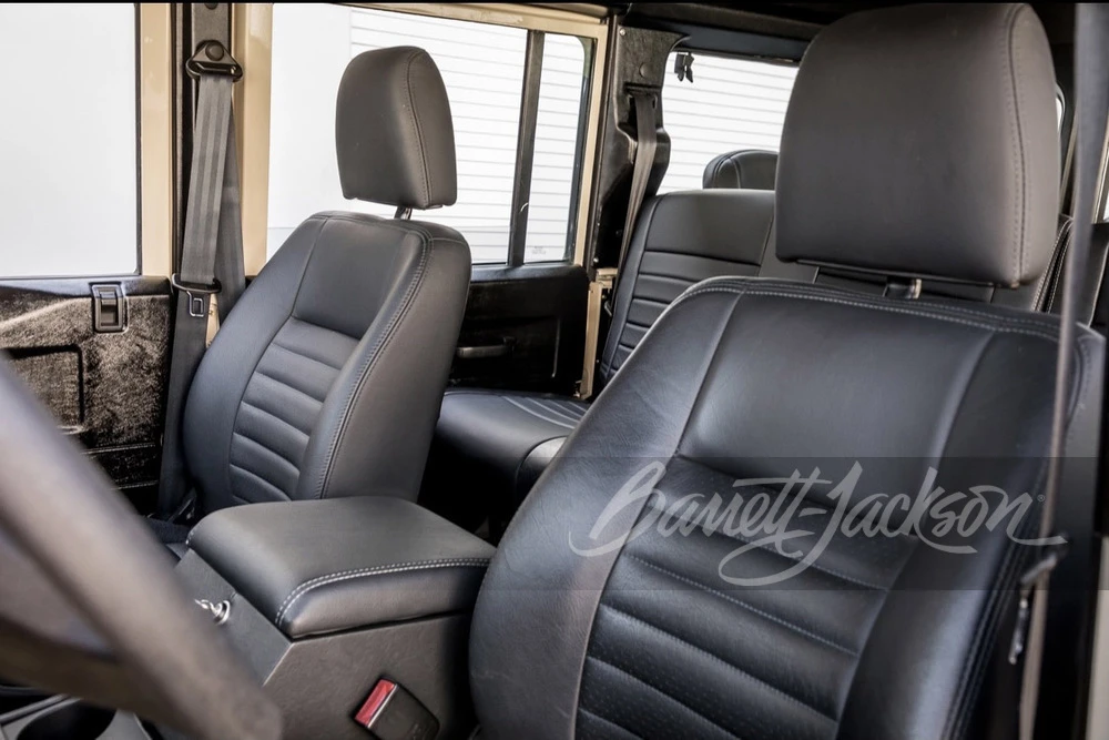 1992 Land Rover Defender 110 - Image 10 of 17