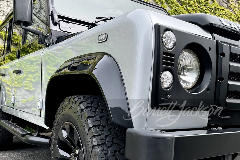 1992 Land Rover Defender 110 - Image 7 of 10