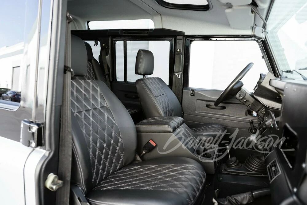 1992 Land Rover Defender 110 - Image 3 of 31