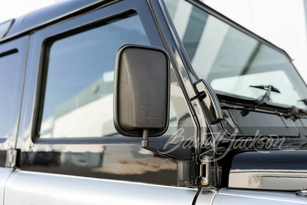 1992 Land Rover Defender 110 - Image 8 of 31