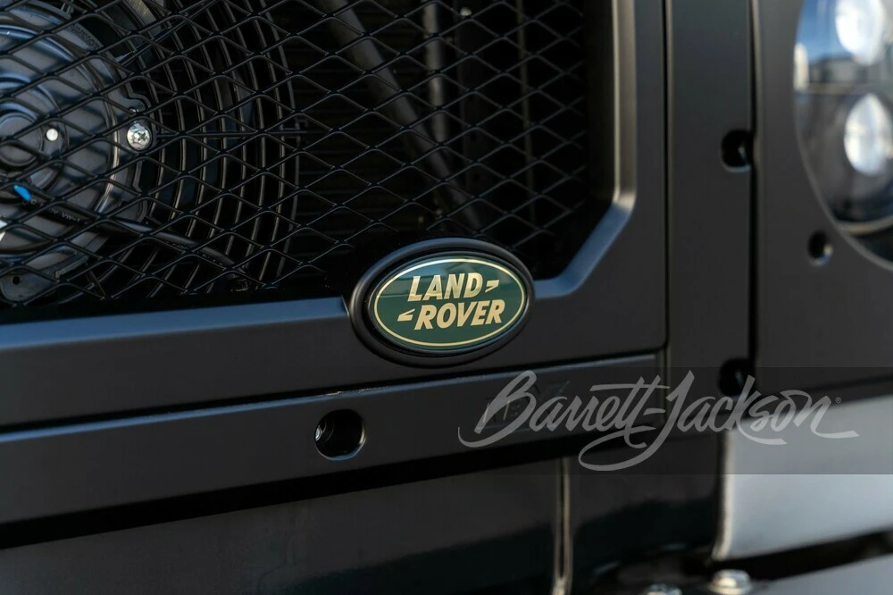 1992 Land Rover Defender 110 - Image 18 of 31