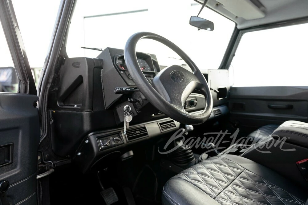 1992 Land Rover Defender 110 - Image 22 of 31