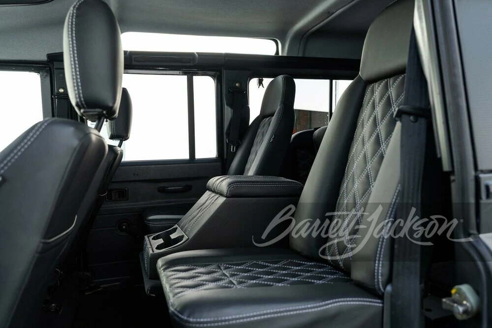 1992 Land Rover Defender 110 - Image 24 of 31
