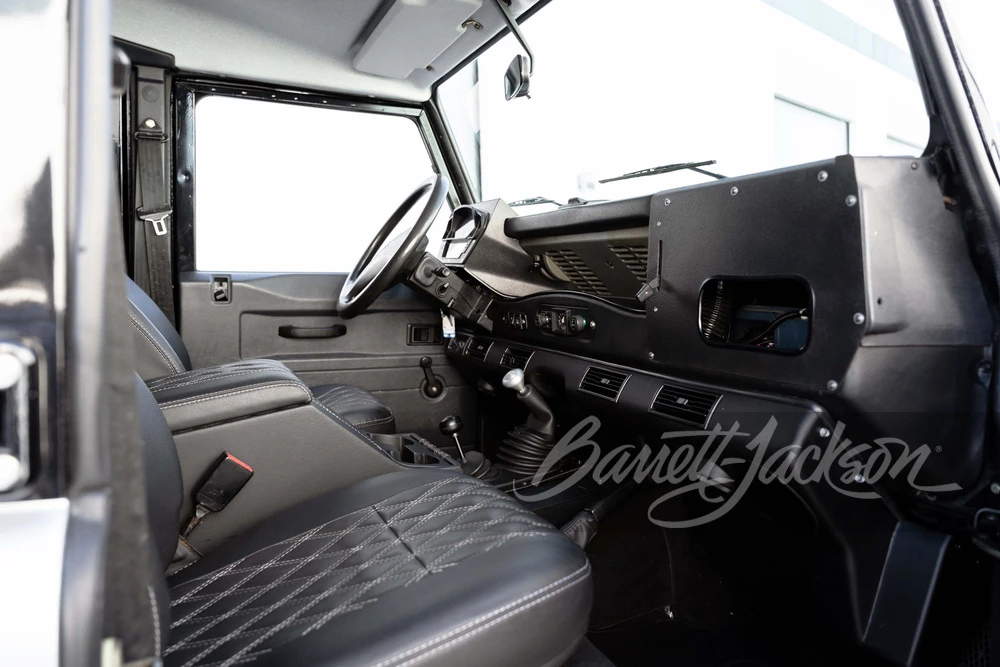 1992 Land Rover Defender 110 - Image 3 of 31
