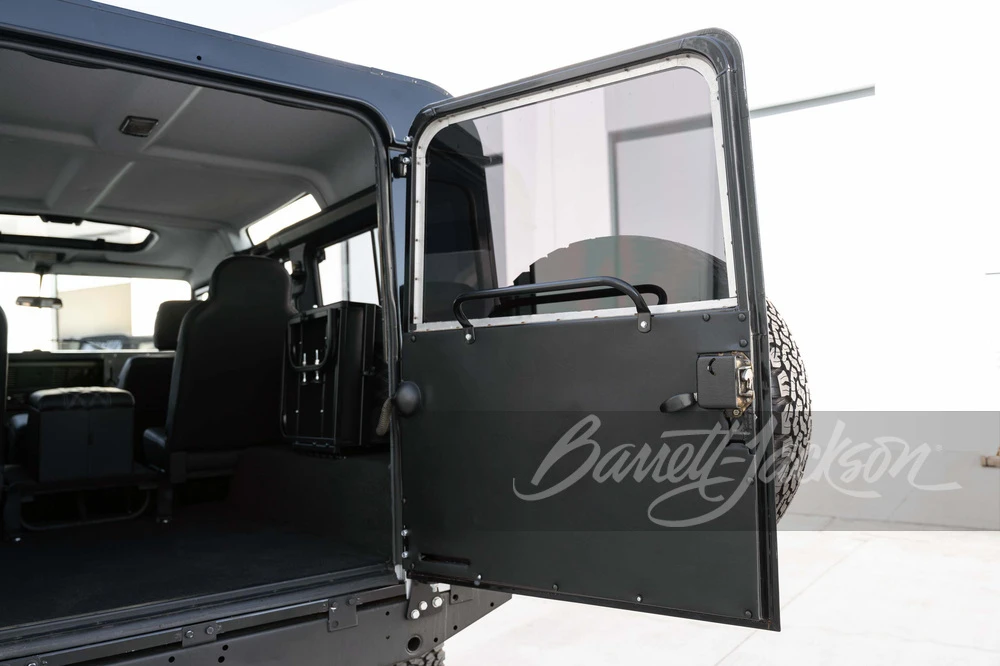 1992 Land Rover Defender 110 - Image 12 of 31