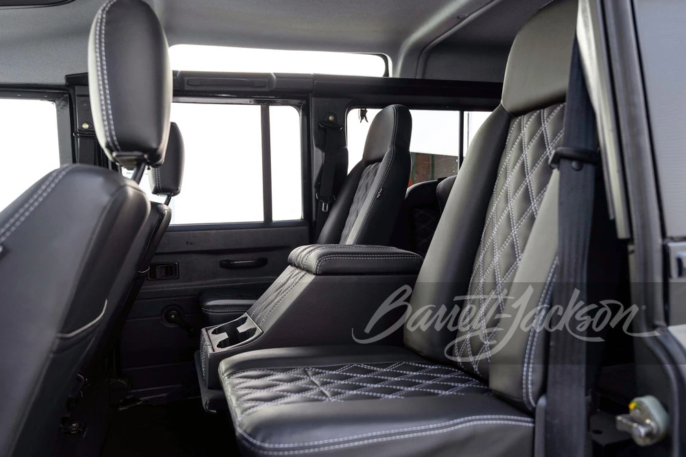 1992 Land Rover Defender 110 - Image 29 of 31