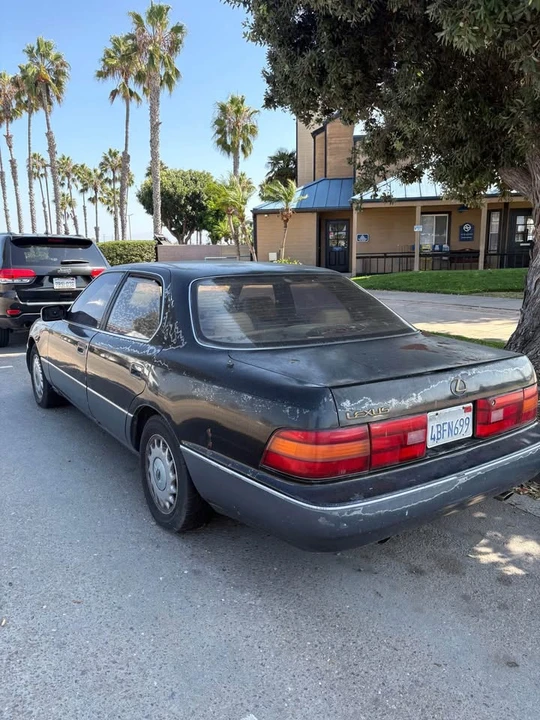 1992 Lexus LS 1st Gen - Image 2 of 10