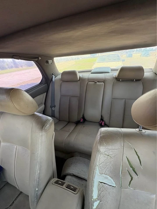 1992 Lexus LS 1st Gen - Image 7 of 10