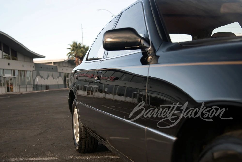 1992 Lexus LS 1st Gen - Image 6 of 6