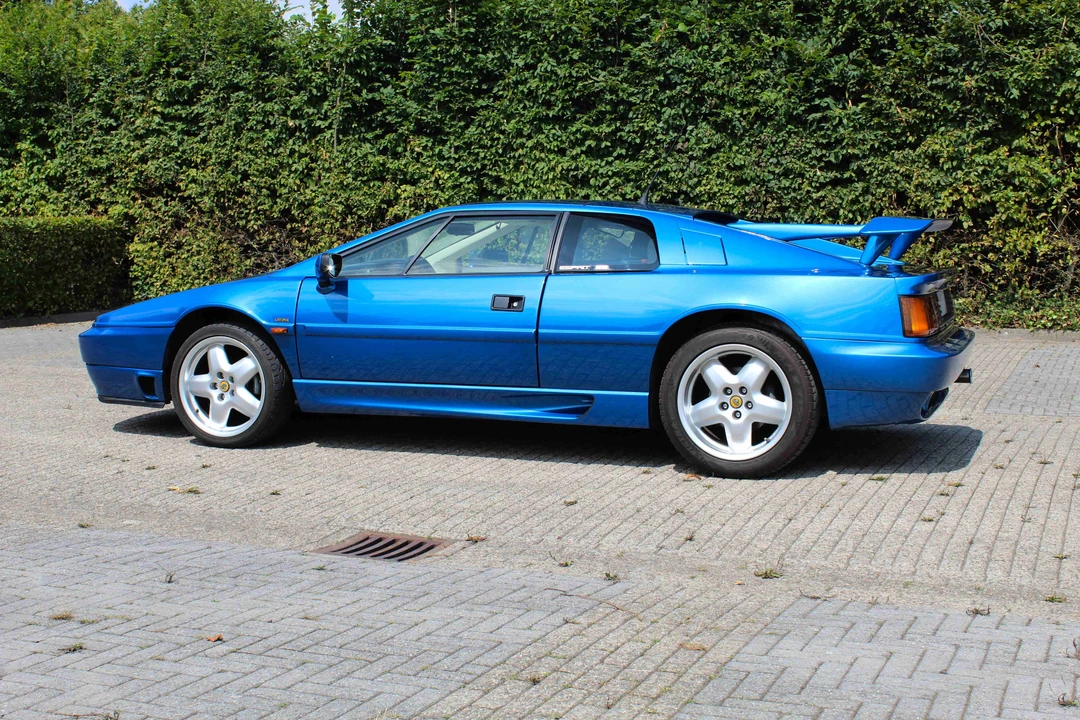 1992 Lotus Esprit Series 4 - Image 13 of 18