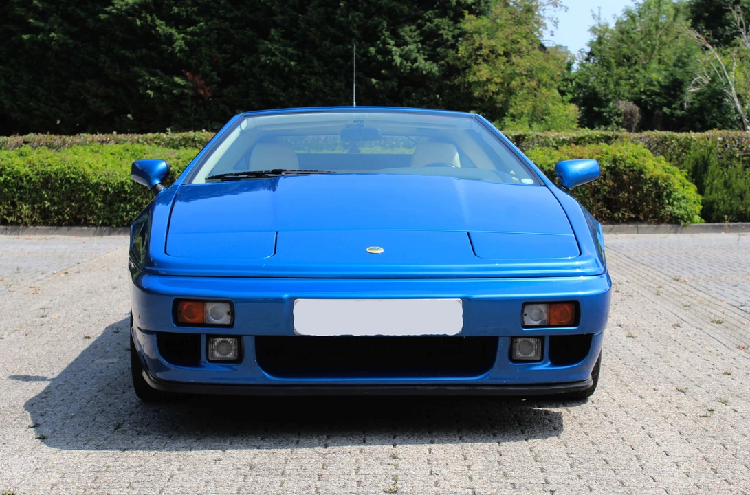 1992 Lotus Esprit Series 4 - Image 3 of 18