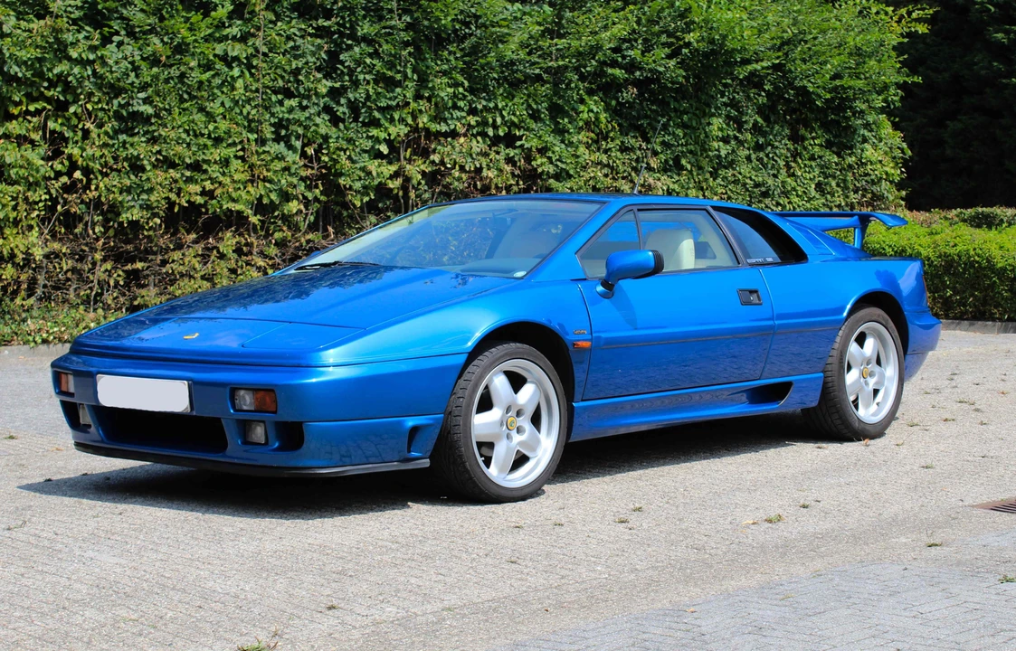 1992 Lotus Esprit Series 4 - Image 2 of 18