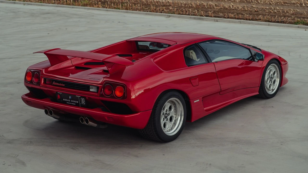 1992 Lamborghini Diablo - Image 5 of 31