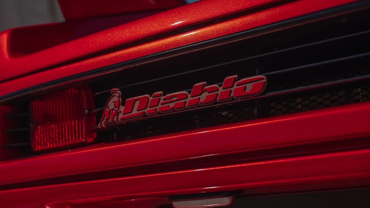 1992 Lamborghini Diablo - Image 10 of 31