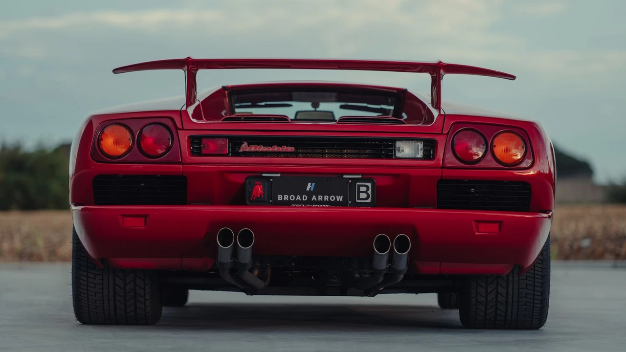 1992 Lamborghini Diablo - Image 27 of 31