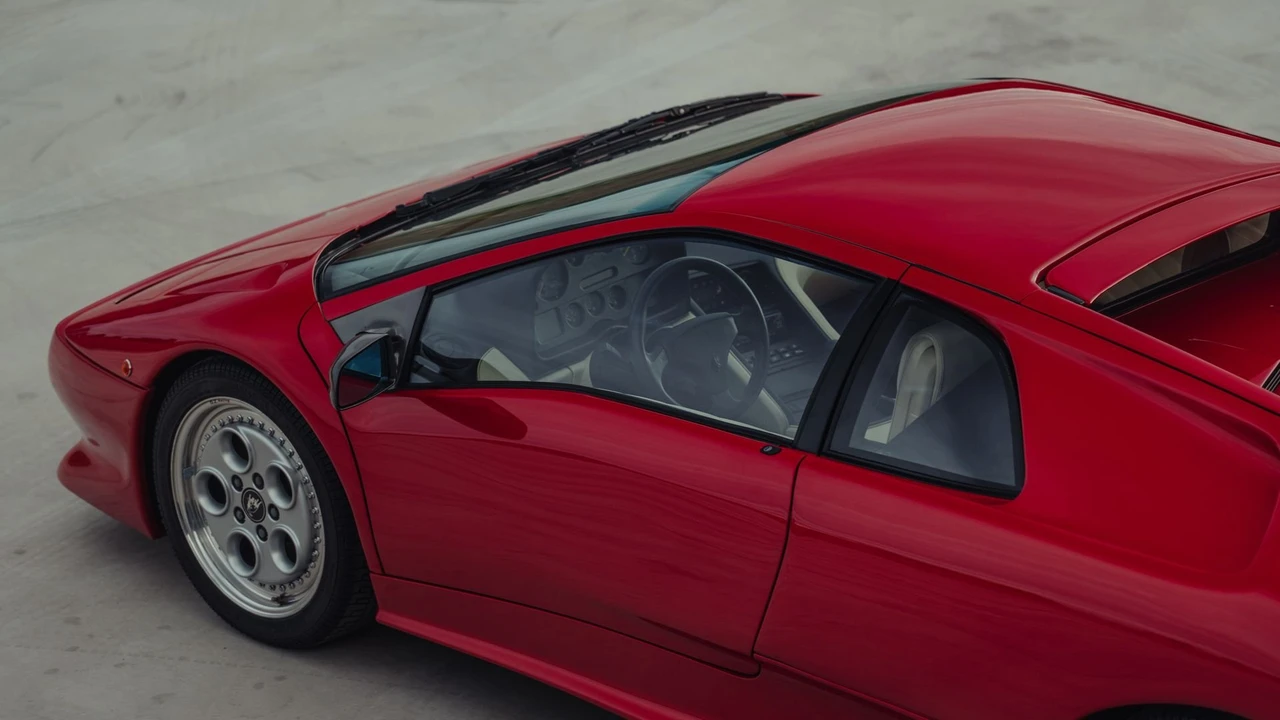 1992 Lamborghini Diablo - Image 19 of 31