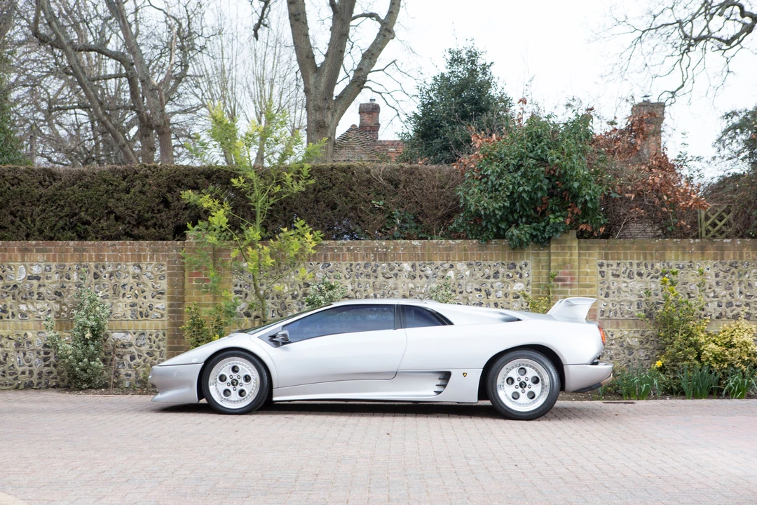 1992 Lamborghini Diablo - Image 13 of 26