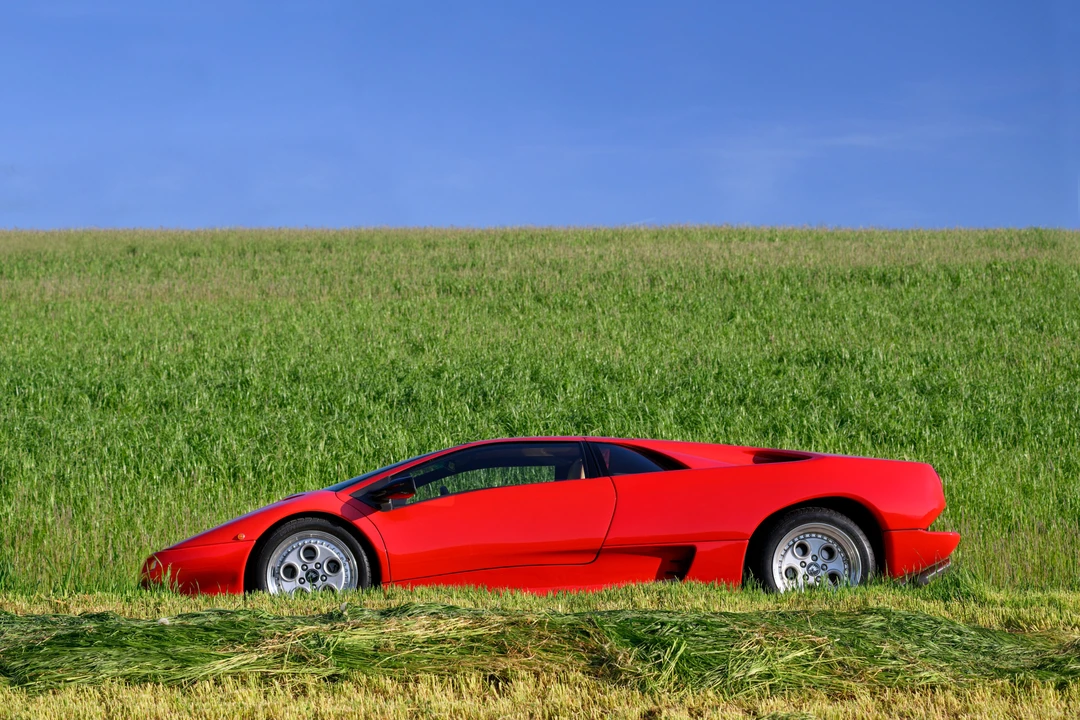 1992 Lamborghini Diablo - Image 11 of 31