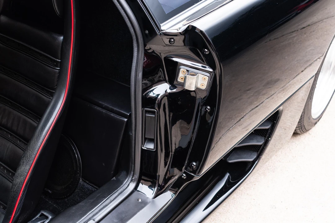 1992 Lamborghini Diablo - Image 30 of 31