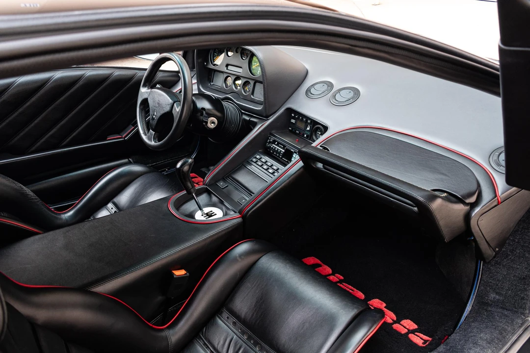 1992 Lamborghini Diablo - Image 26 of 31