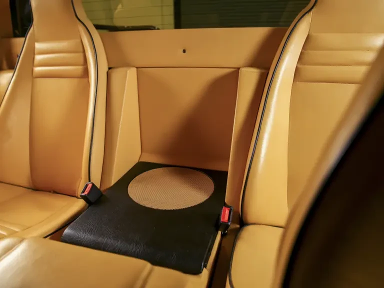1992 Lamborghini LM002 - Image 16 of 31