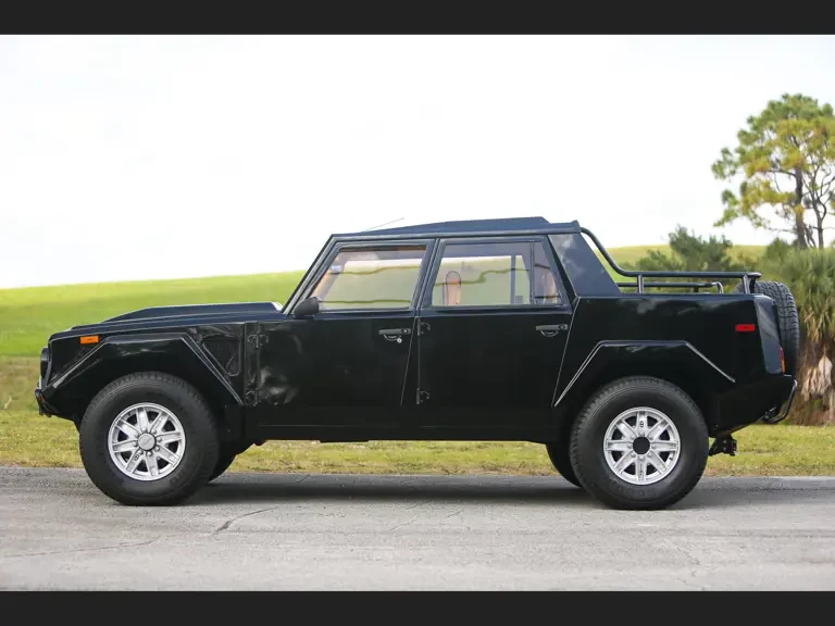 1992 Lamborghini LM002 - Image 6 of 31