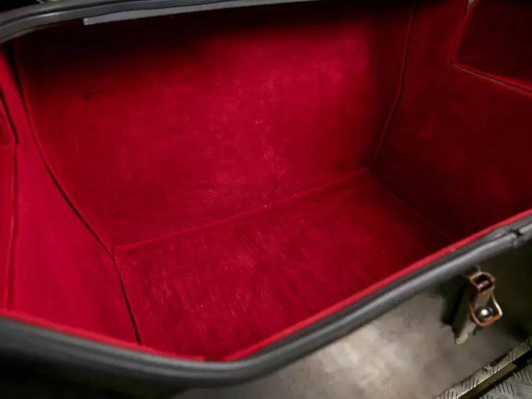 1992 Lamborghini LM002 - Image 31 of 31