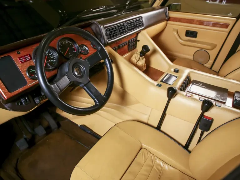 1992 Lamborghini LM002 - Image 5 of 31