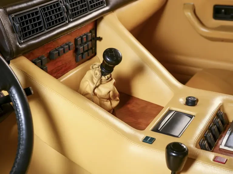 1992 Lamborghini LM002 - Image 12 of 31