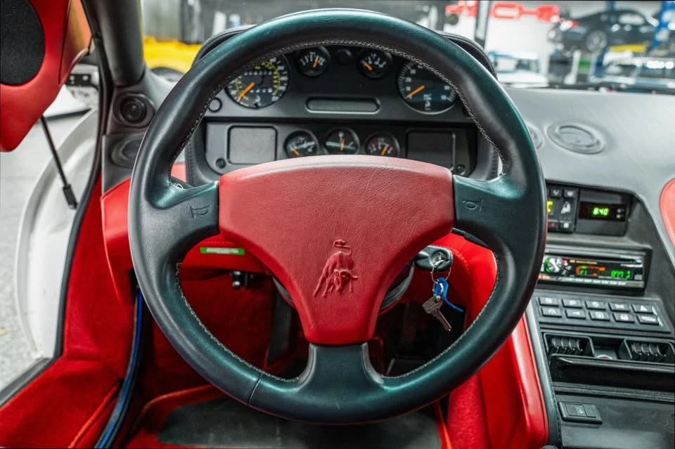 1992 Lamborghini Diablo - Image 8 of 12