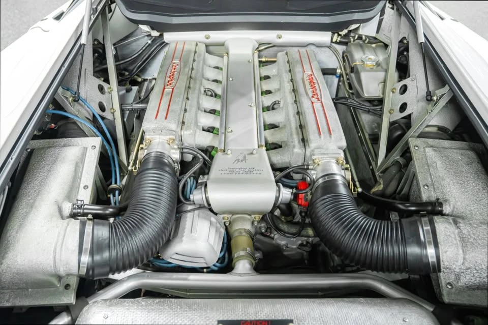 1992 Lamborghini Diablo - Image 7 of 15