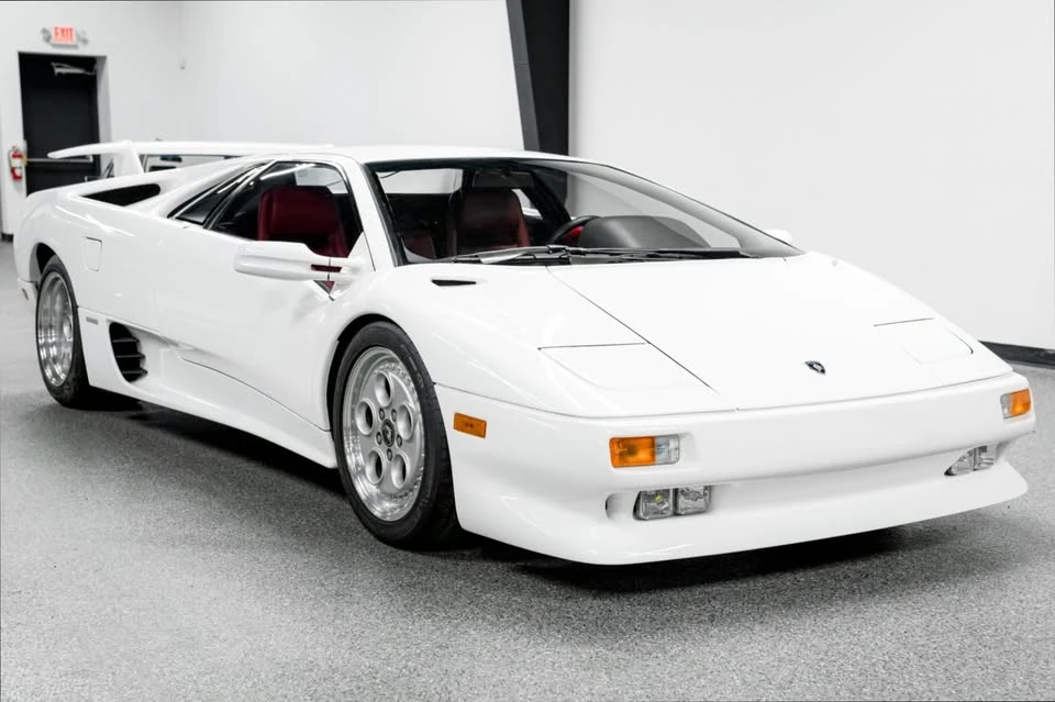 1992 Lamborghini Diablo - Image 2 of 15