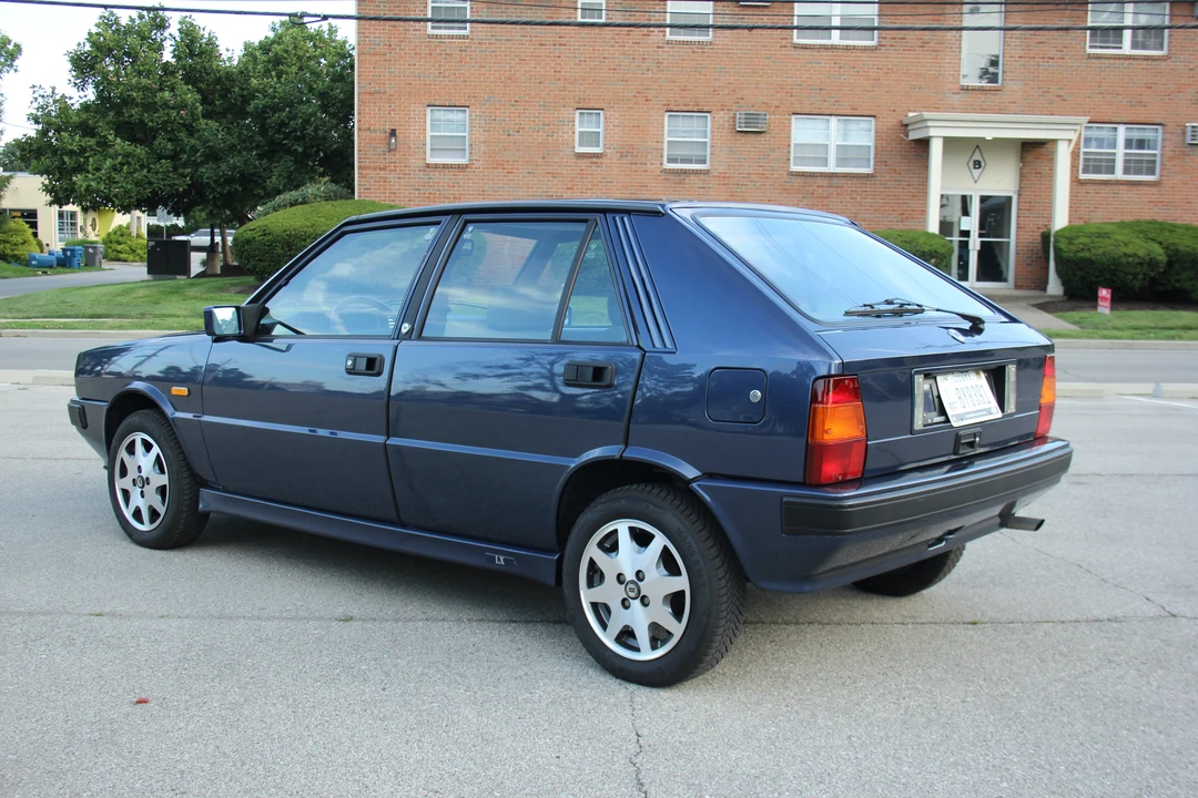 1992 Lancia Delta 1st Gen - Image 2 of 14