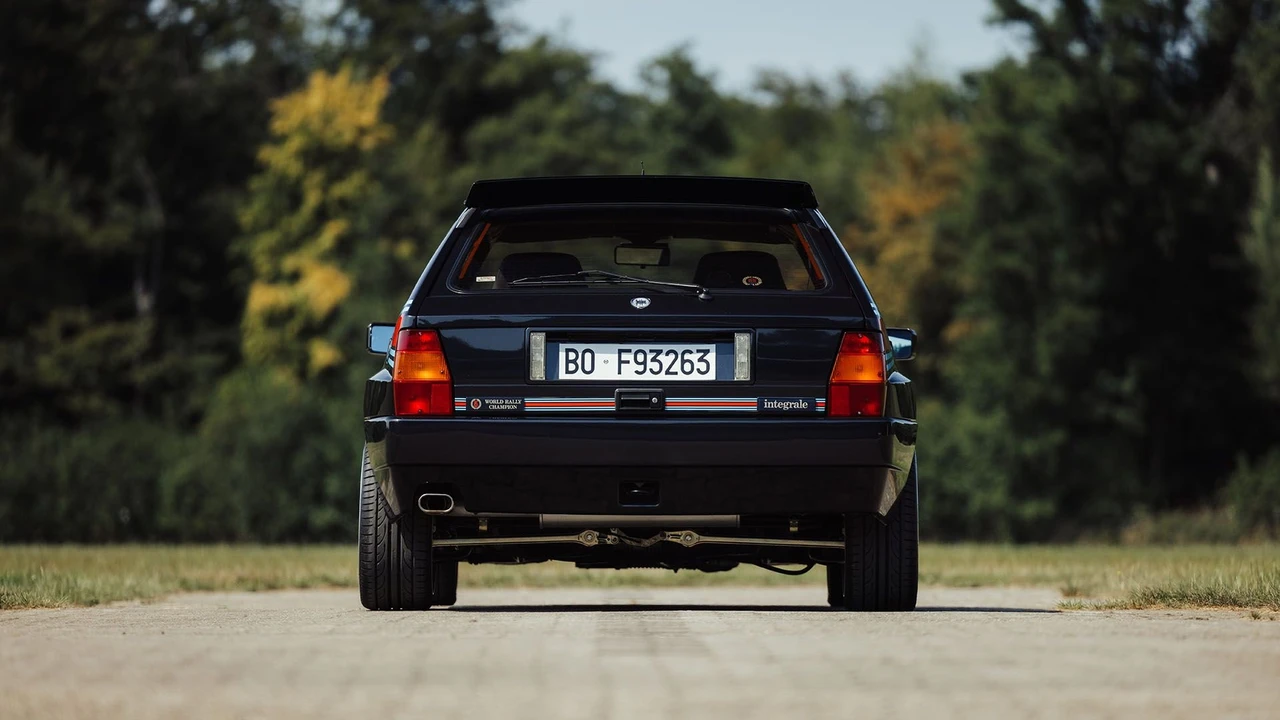 1992 Lancia Delta 1st Gen - Image 2 of 31