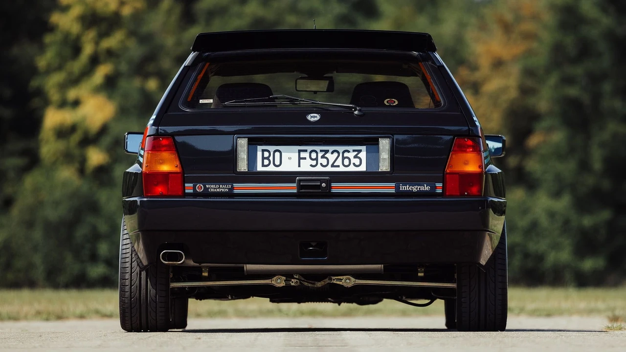 1992 Lancia Delta 1st Gen - Image 25 of 31